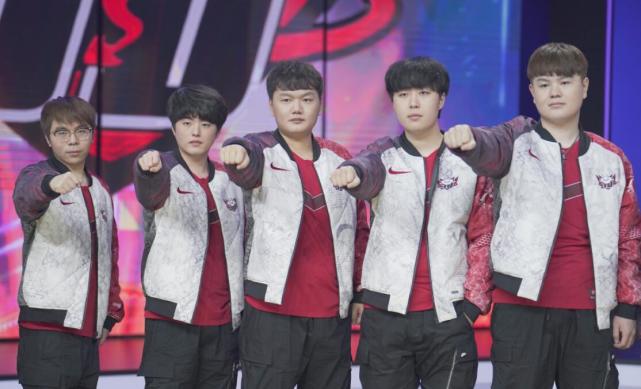 处的韧性与 处的韧性与