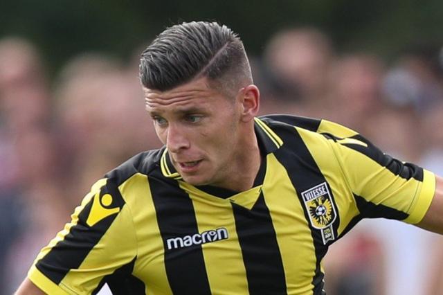 育界富豪 育界富豪