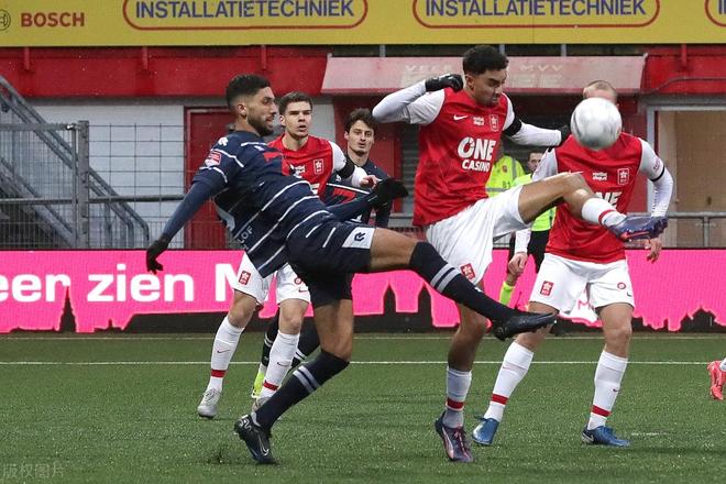 在这种背景 在这种背景