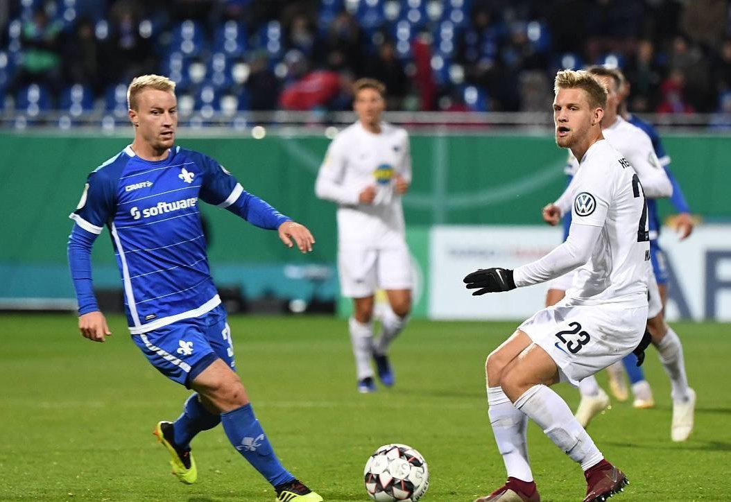 中寻找突破 中寻找突破