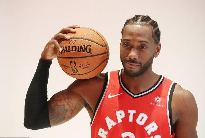 而是球员与 而是球员与